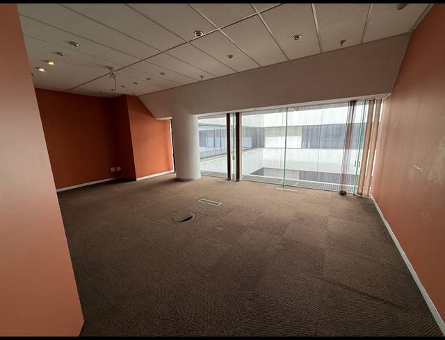 1,477M² OFFICE TO LET IN AUCKLAND PARK